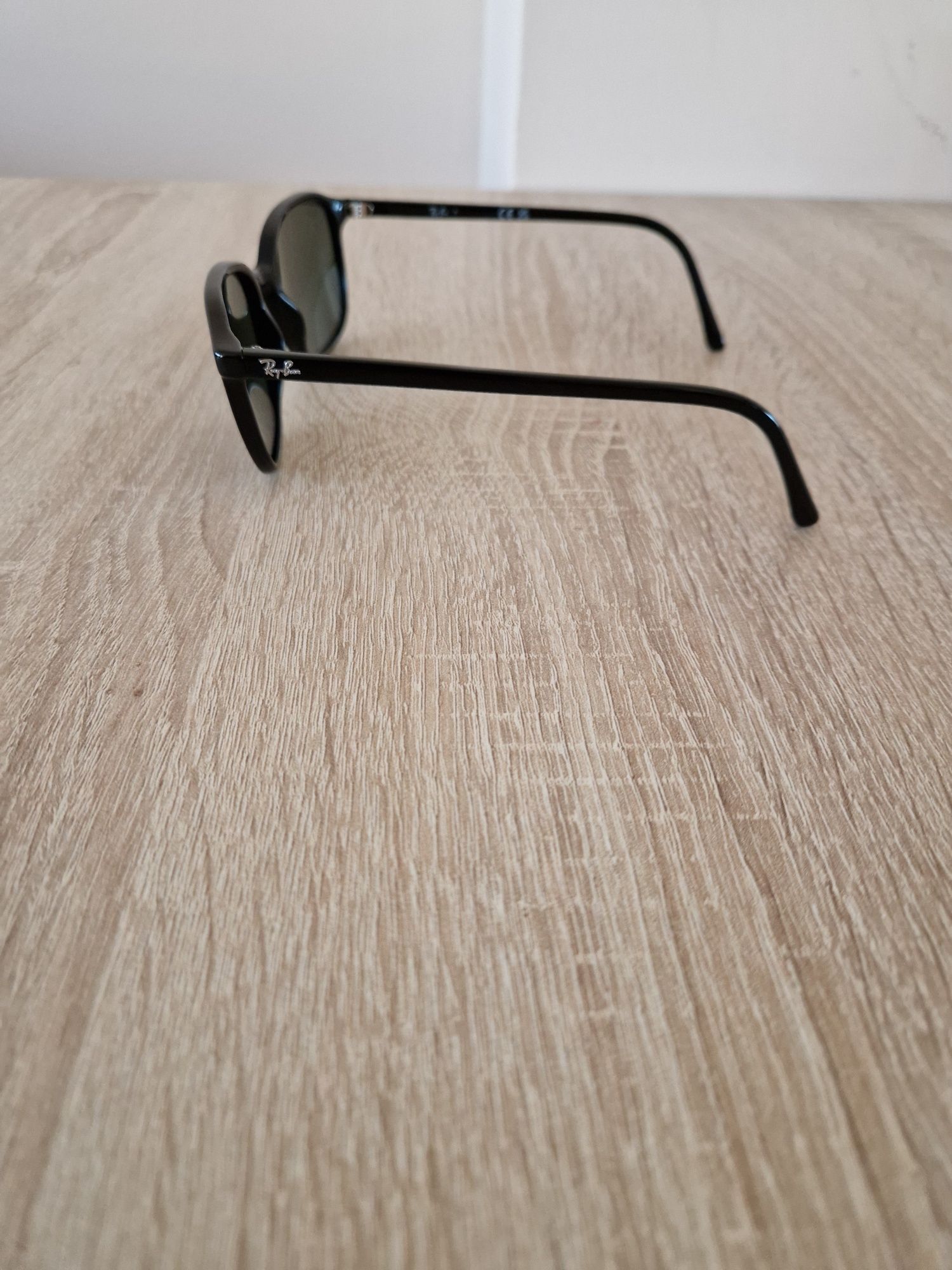 Слънчеви очила Ray Ban, черни
