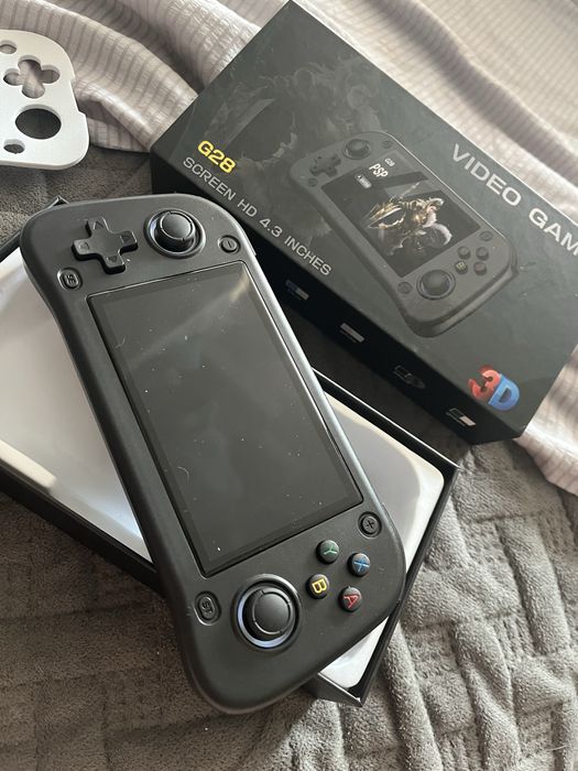 продам игровую консоль