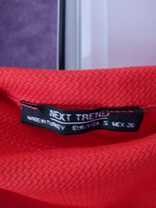 Продавам рокли за слаби дами