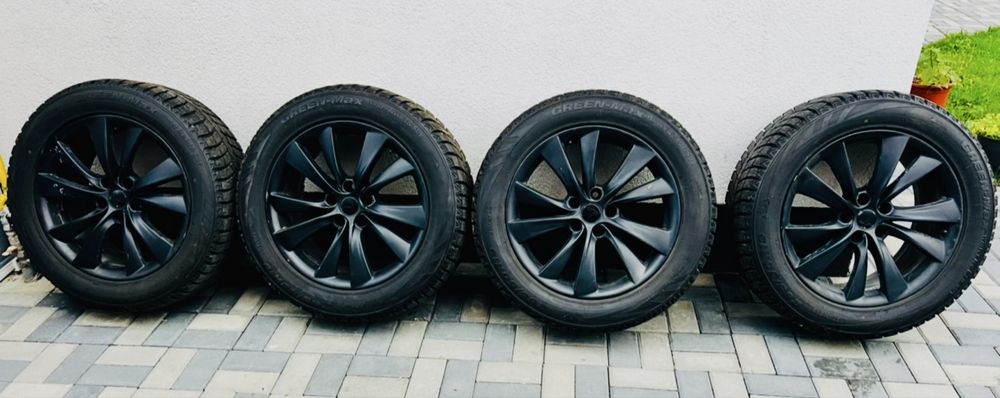 Jante aliaj usor 19'' + Anveope Iarna 265/50 R19 TESLA Model X