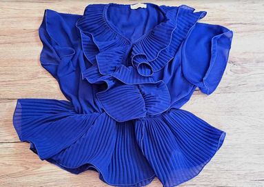 лятна синя блуза от Италия - нова без етикет