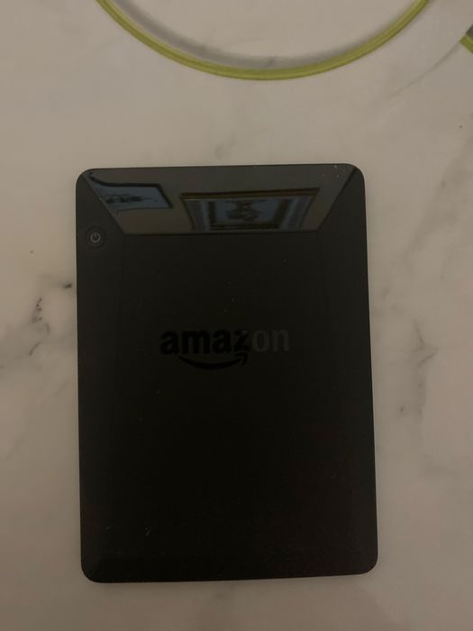 Продается книга Kindle в хорошем состоянии