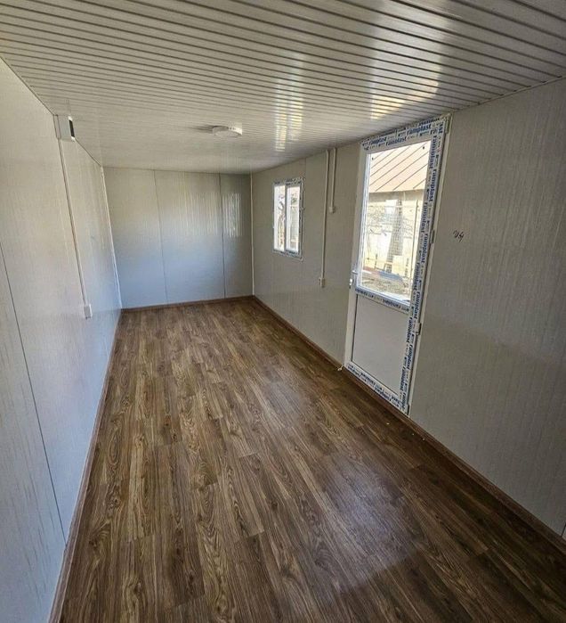 Vand Containere Standard 6x2,4 sau alte dimensiuni la cerere