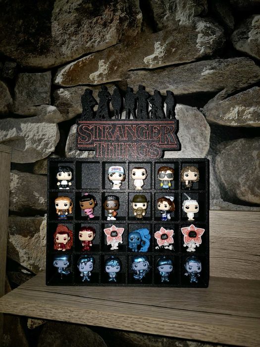 Стойка за Stranger Things фигурки Kinder Joe