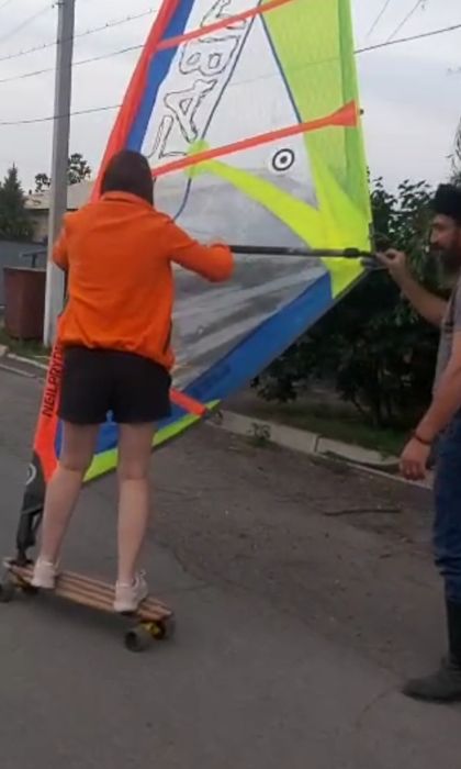 Продаю скейт с парусом