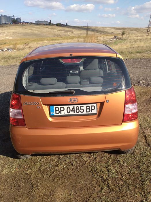 Продавам Kia Picanto 1.1 2004