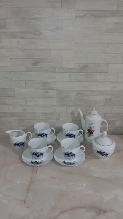 serviciu din portelan