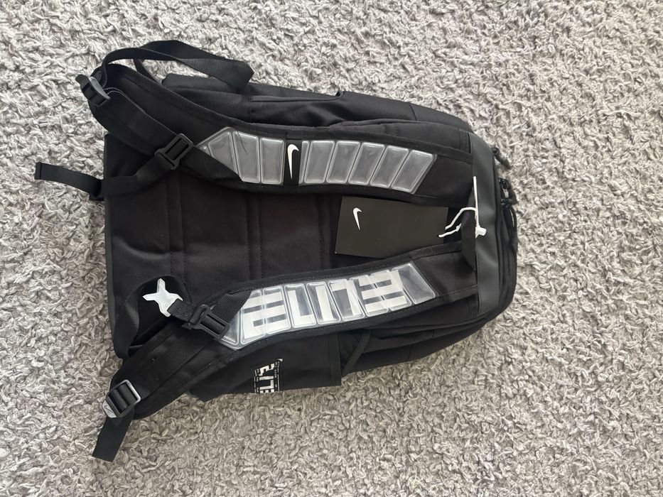Раница nike elite чисто нова