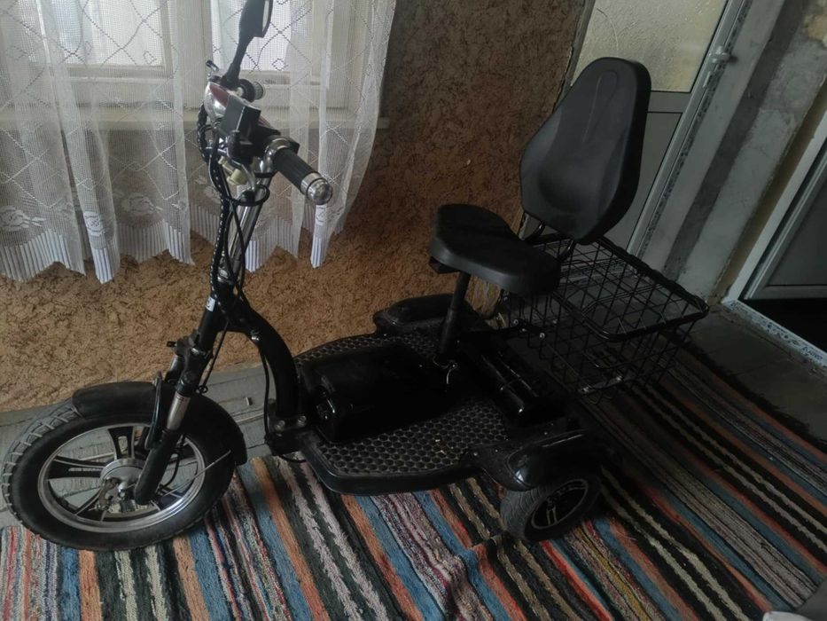 Електрическа триколка