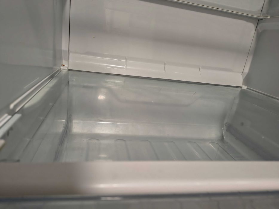 Set rafturi frigider geam securizat.