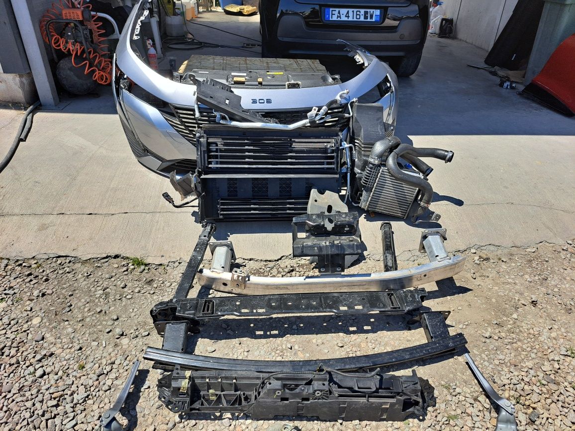 Части за Пежо 308  1,5HDI 2024г