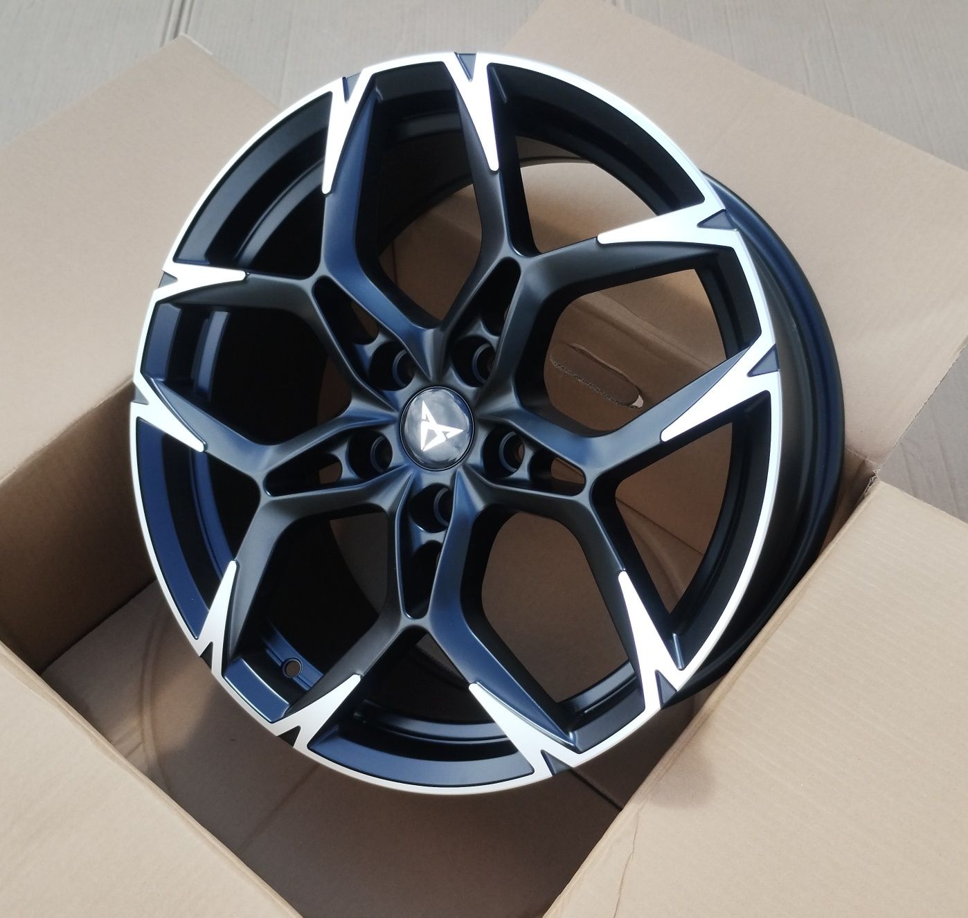 Jante 18  Cupra Formentor Ateca Leon Born Terramar