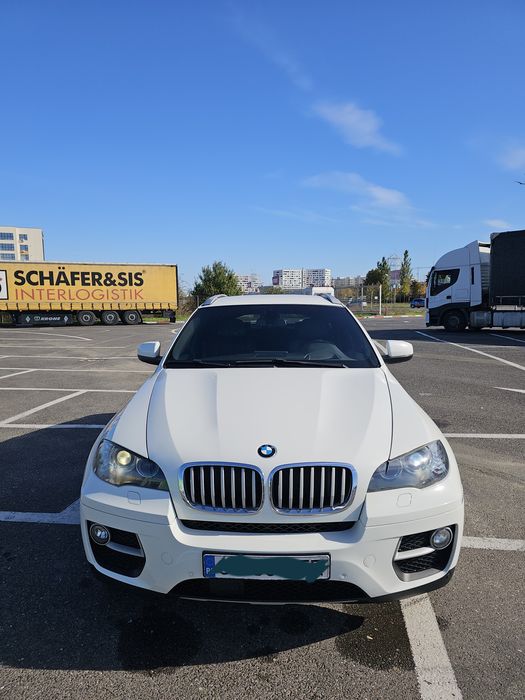 BMW X6 impecabil