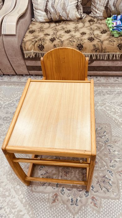 Стульчик для кормление