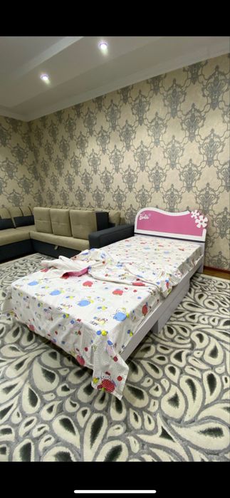 Детский кровать +  парта