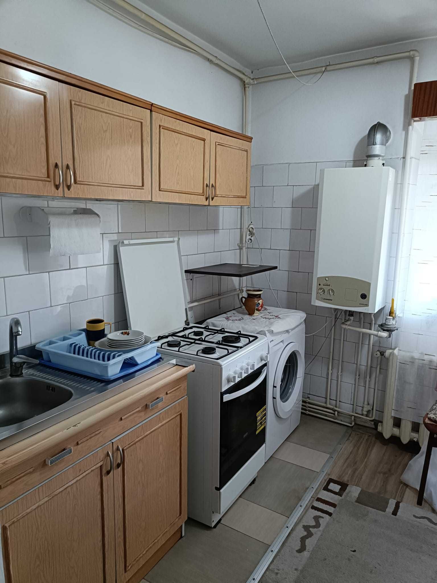 Apartament de vanzare Dej UM, doua camere decomandat