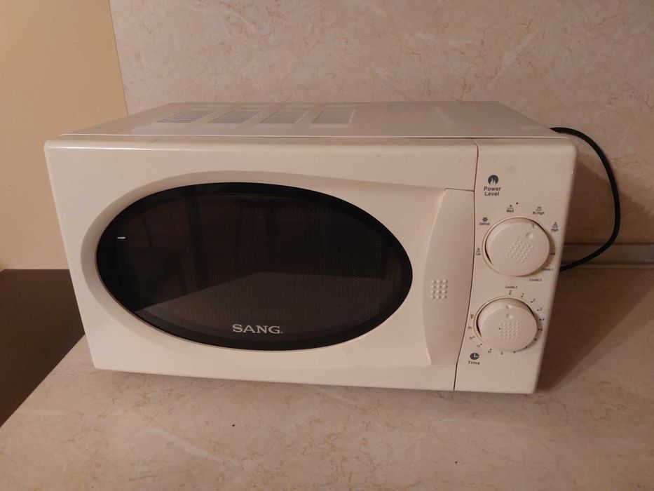 Микровълнова Санг в отлично състояние