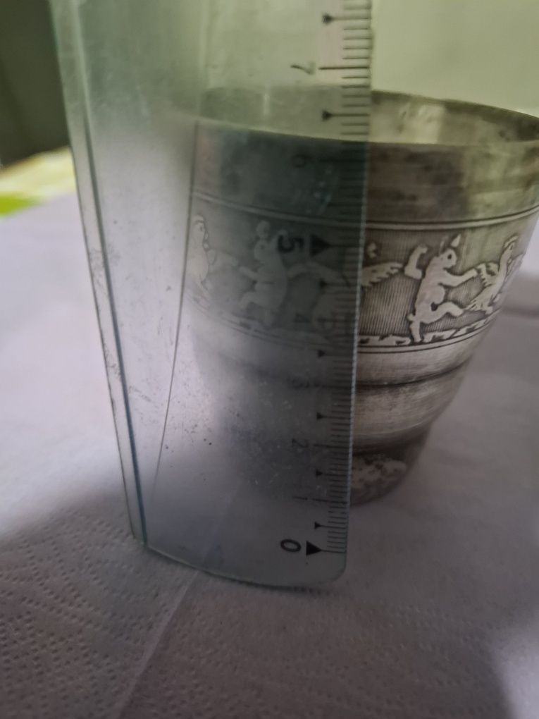 Pahar argintat Franta h 6.5 cm raza interioara 6 cm
