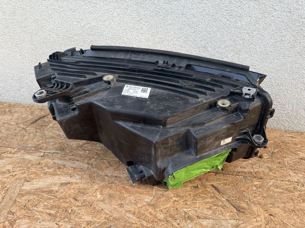 Far stanga Mercedes GLC W253 Facelift LED High Performance Original
