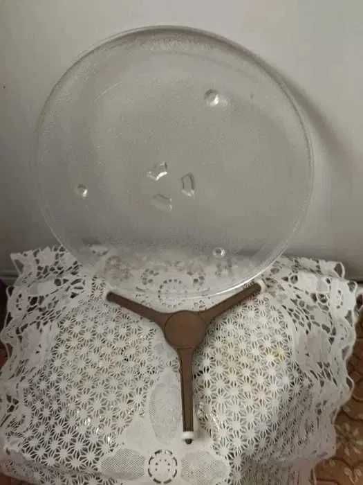 ОТДАМ ДАРОМ тарелку, для микроволновки, стекло, 25,5см, бу