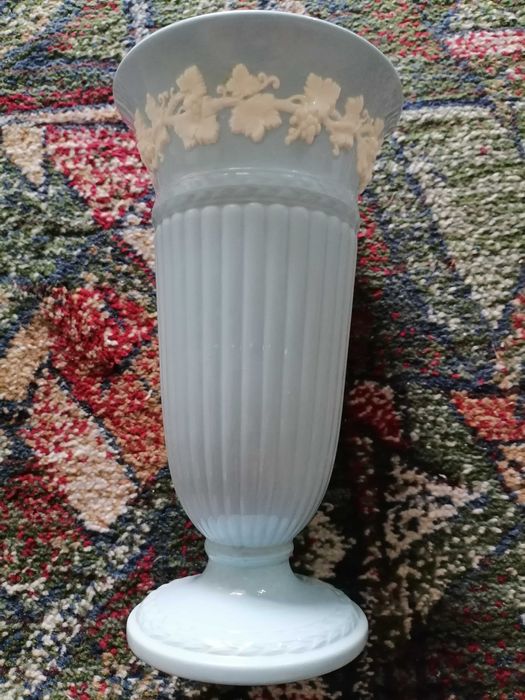 Vaza mare Wedgwood creamware