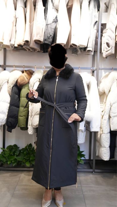 Продам зимние куртки