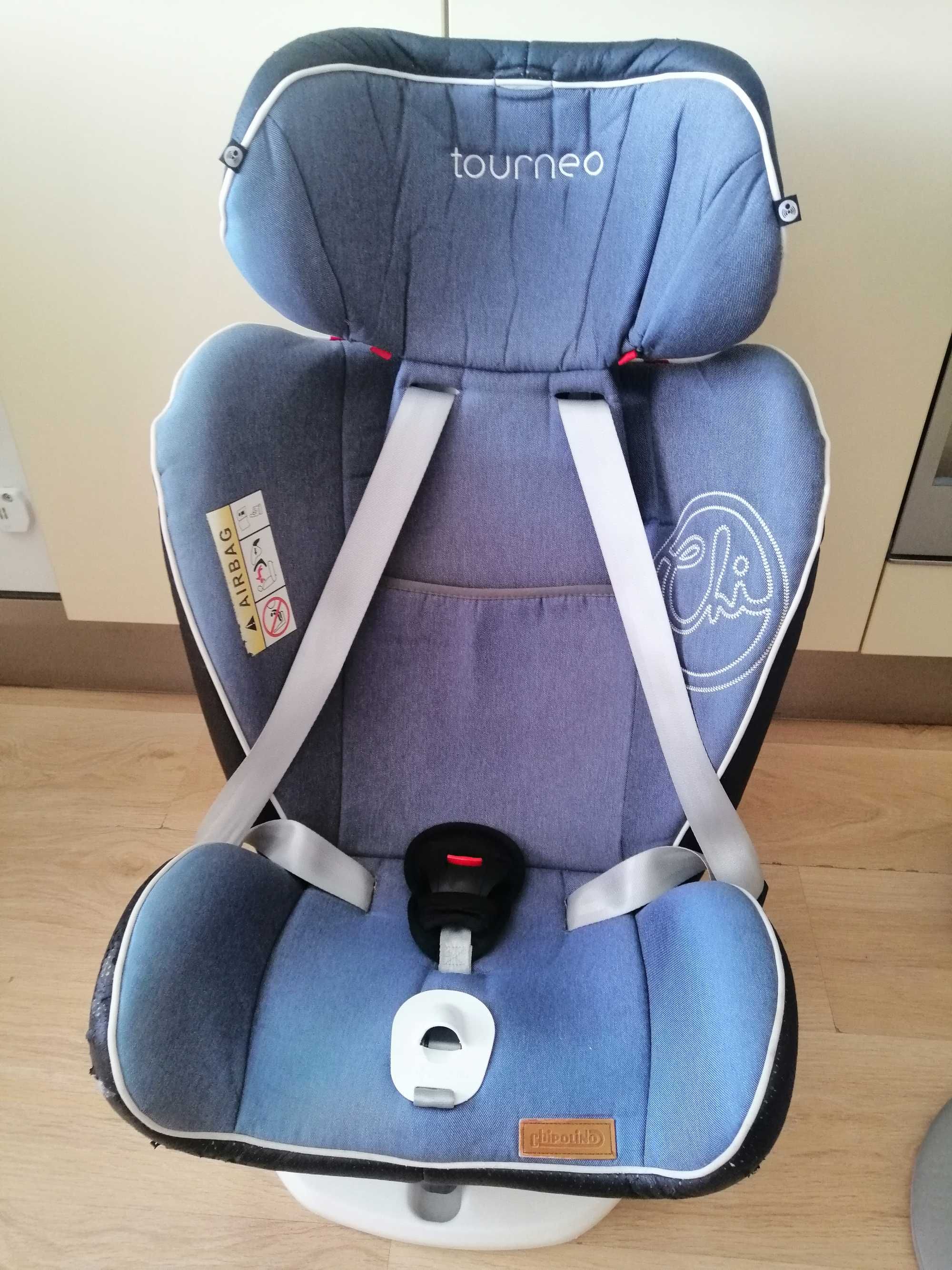 Детско столче за кола Chipolino Tourneo
