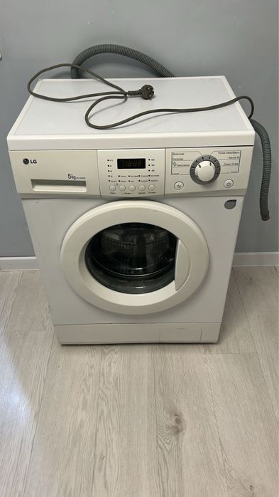 Продам стиральную машину LG на запчасти