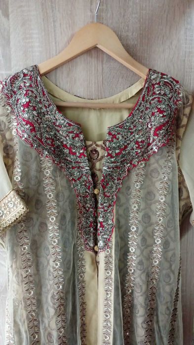 Арабска, турска, евтина носия