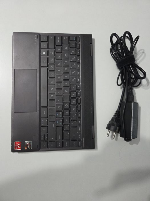 Ryzen 5 3500U 8 gb DDR4 120 gb Ssd