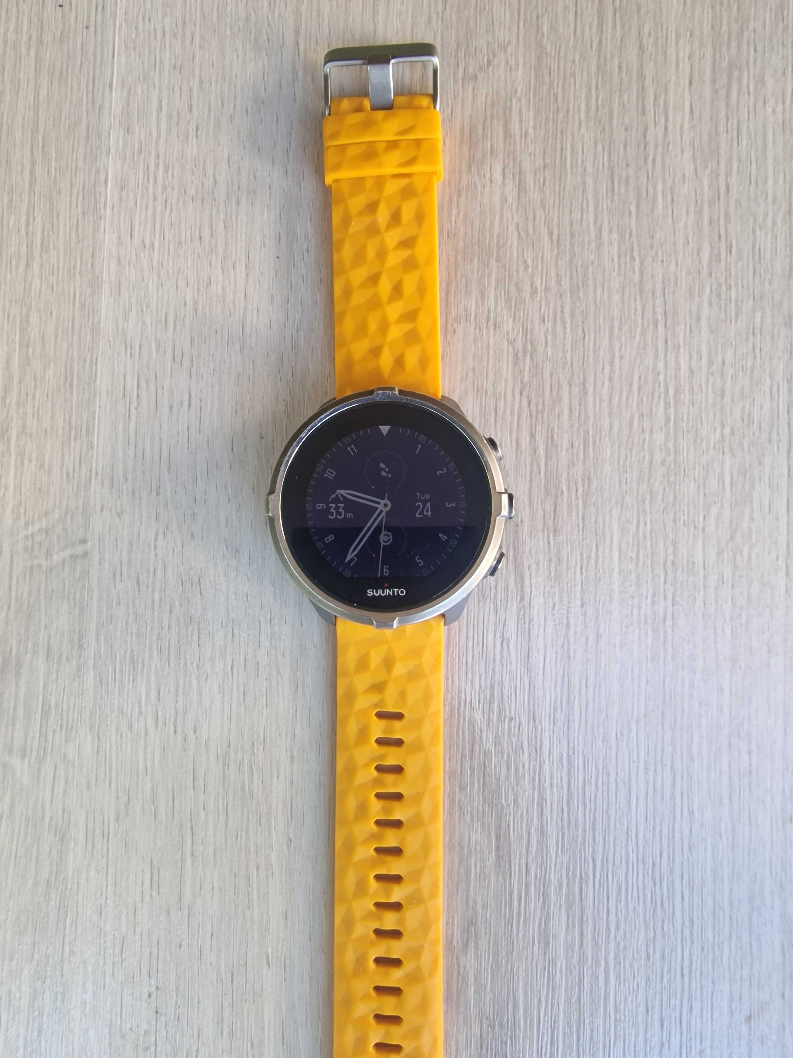 Suunto Spartan Sport Wrist HR BARO Amber