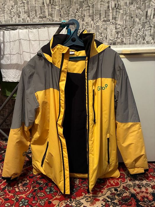 Продам куртку Глово