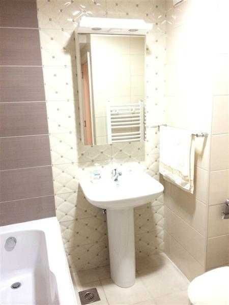 Дава се под наем Двустаен апартамент в Бургас, Лазур - 60 кв.м за 229.5 € - Снимка #8