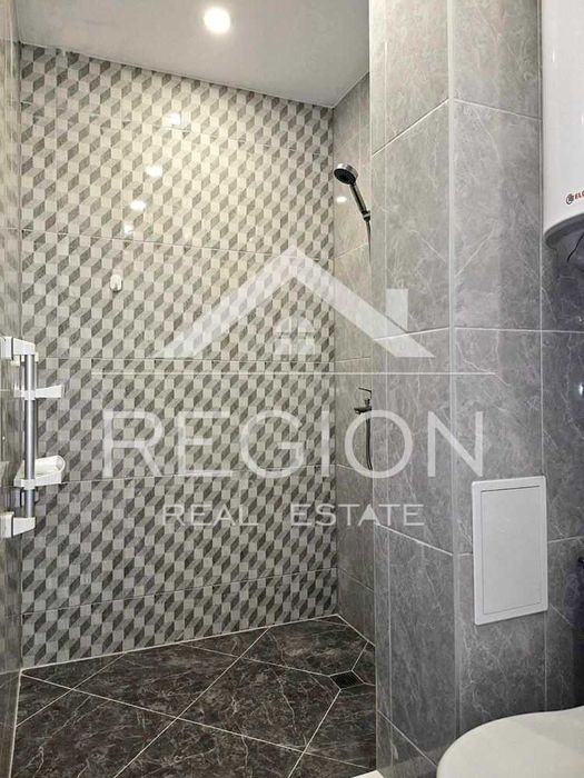 Дава се под наем Двустаен апартамент в Варна, Колхозен пазар - 57 кв.м за 382.5 € - Снимка #6