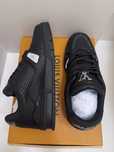 Louis Vuitton Trainer Black, 100% nou, cutie inclusă
