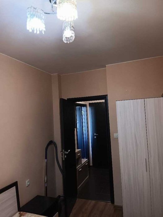 Дава се под наем Двустаен апартамент в Пловдив, Кючук Париж - 52 кв.м за 265 € - Снимка #2