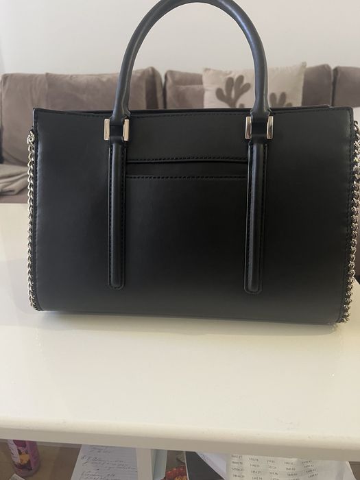 Чисто нова дамска чанта GUESS