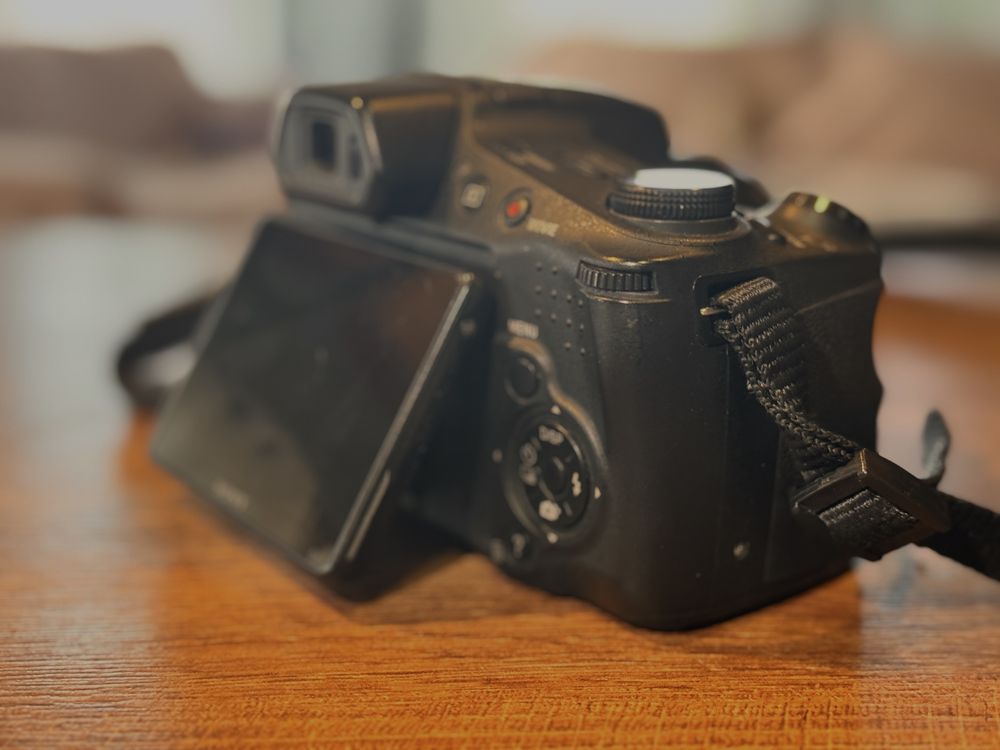 Sony DSC-HX200V,