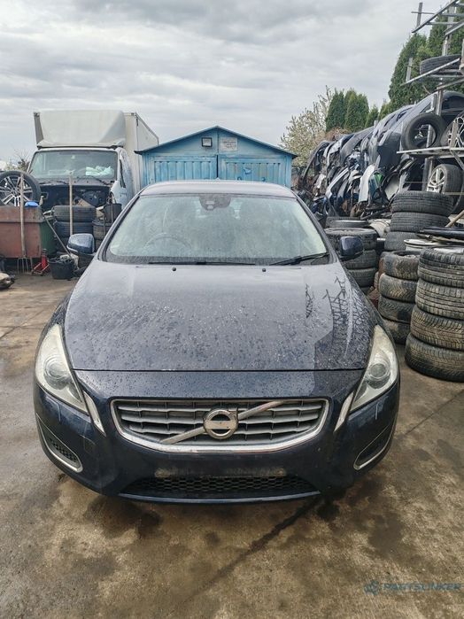 Dezmembrez VOLVO S60 II 134 2012 1.6 DRIVe / D2 D4162T 84KW|114HP