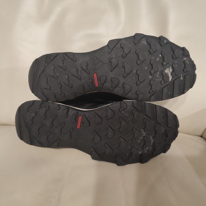 Adidas Nr 43 ⅓ Terrex Goretex asics Nike brooks