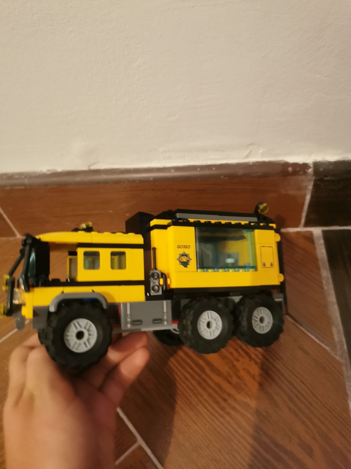 Vând lego city masina
