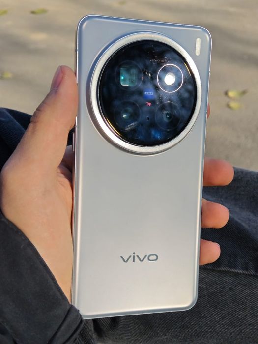 Vivo x200 pro 16/512