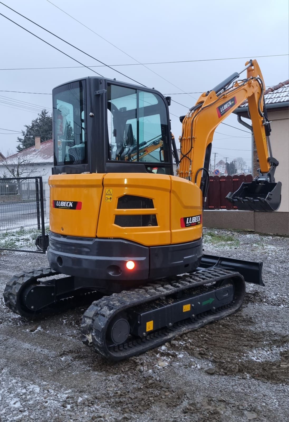 Miniexcavator Lubeck W390pro Nou Motor Yanmar Factură externă fara TV