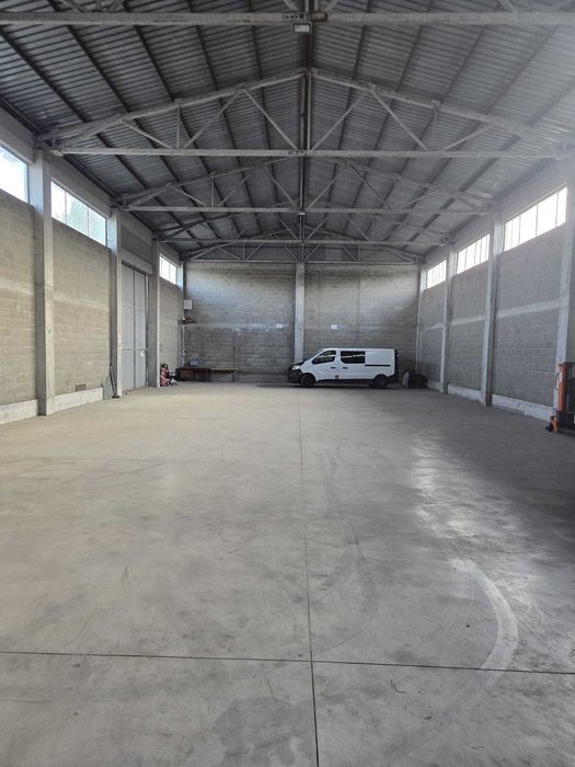 Inchirierz hala in Comuna Munteni