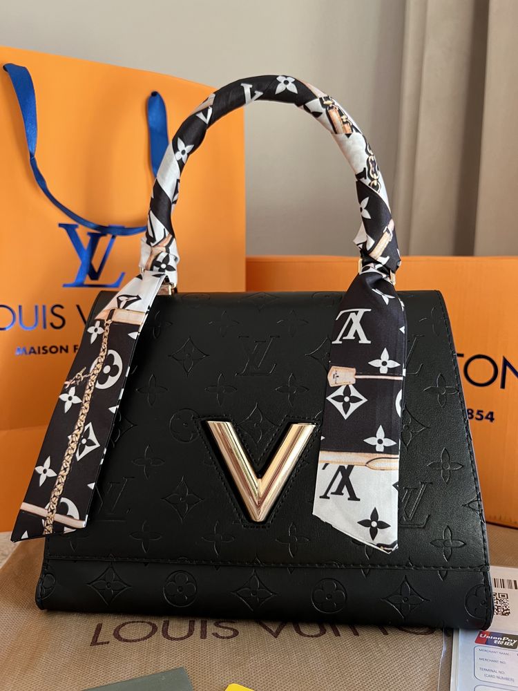 Poșetă/Geantă Louis Vuitton Twist