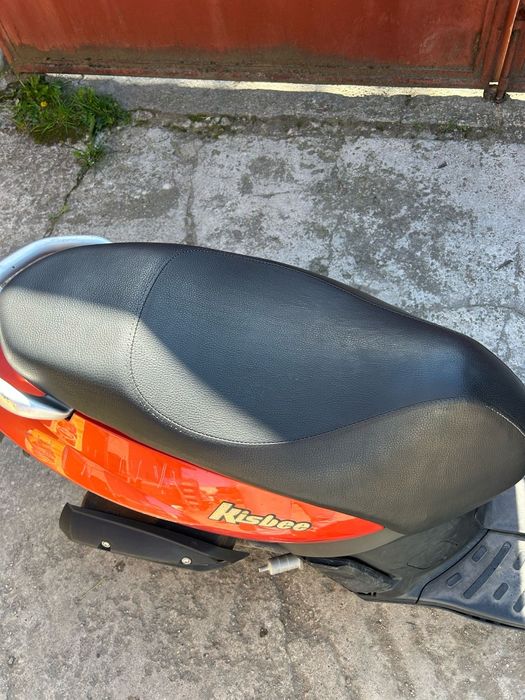 Peugeot Kisbee  49cc scuter inmatriculat