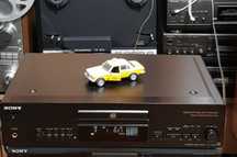 Compact Disc Stereo Deck Player Vintage SONY CDP XB720 QS BLACK TRACK