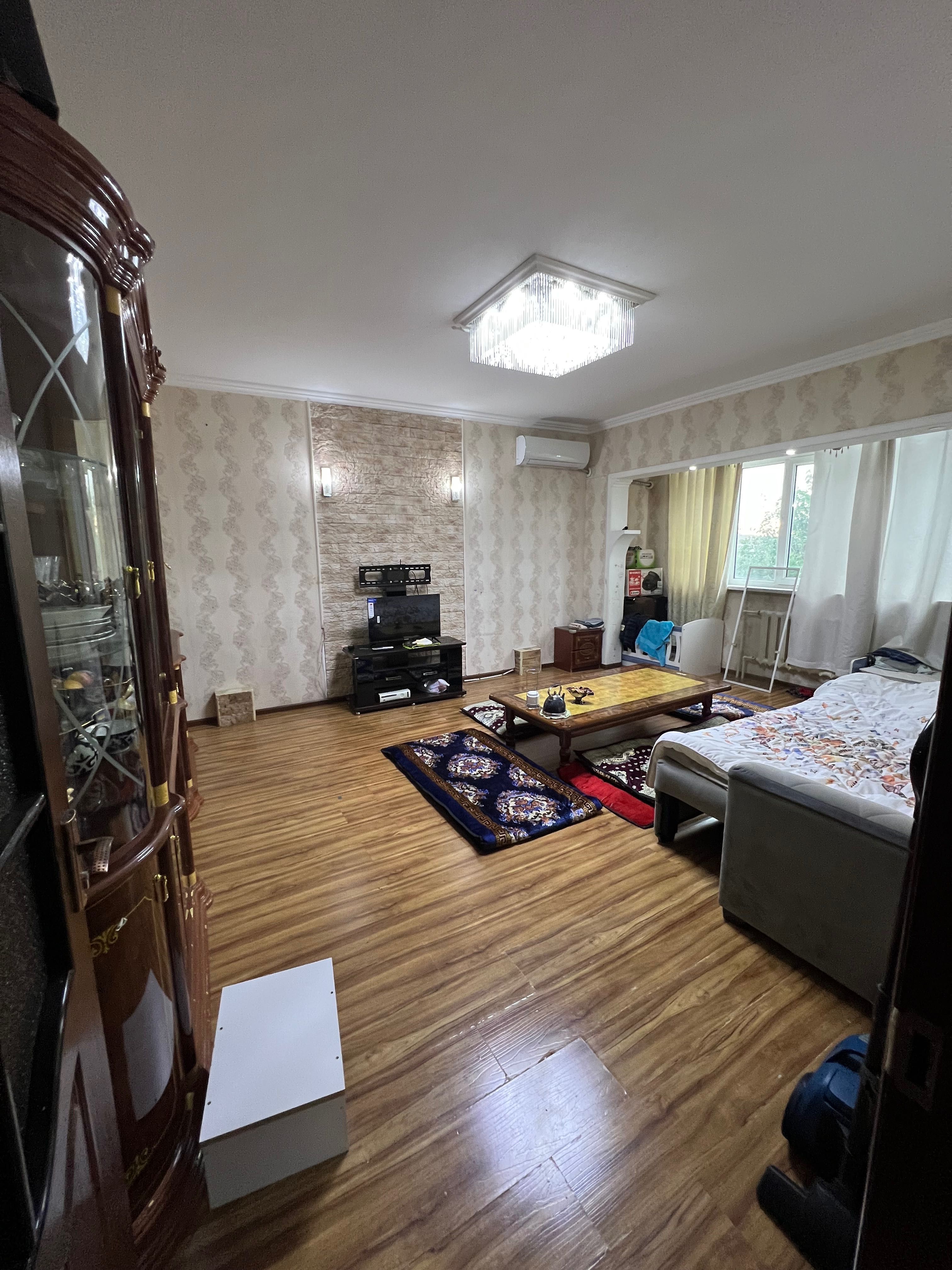 Своя 3 комн. на Юнусабаде, 6 квартал, 3/4/4. Срочно.