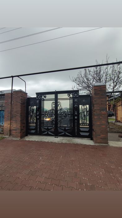 Покраска ворот, забора, крыш зданий, реставрация, ремонт