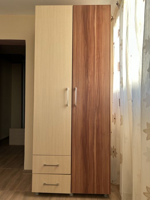 Dormitor complet pentru 2 copii-paturi,dulapuri și comodă